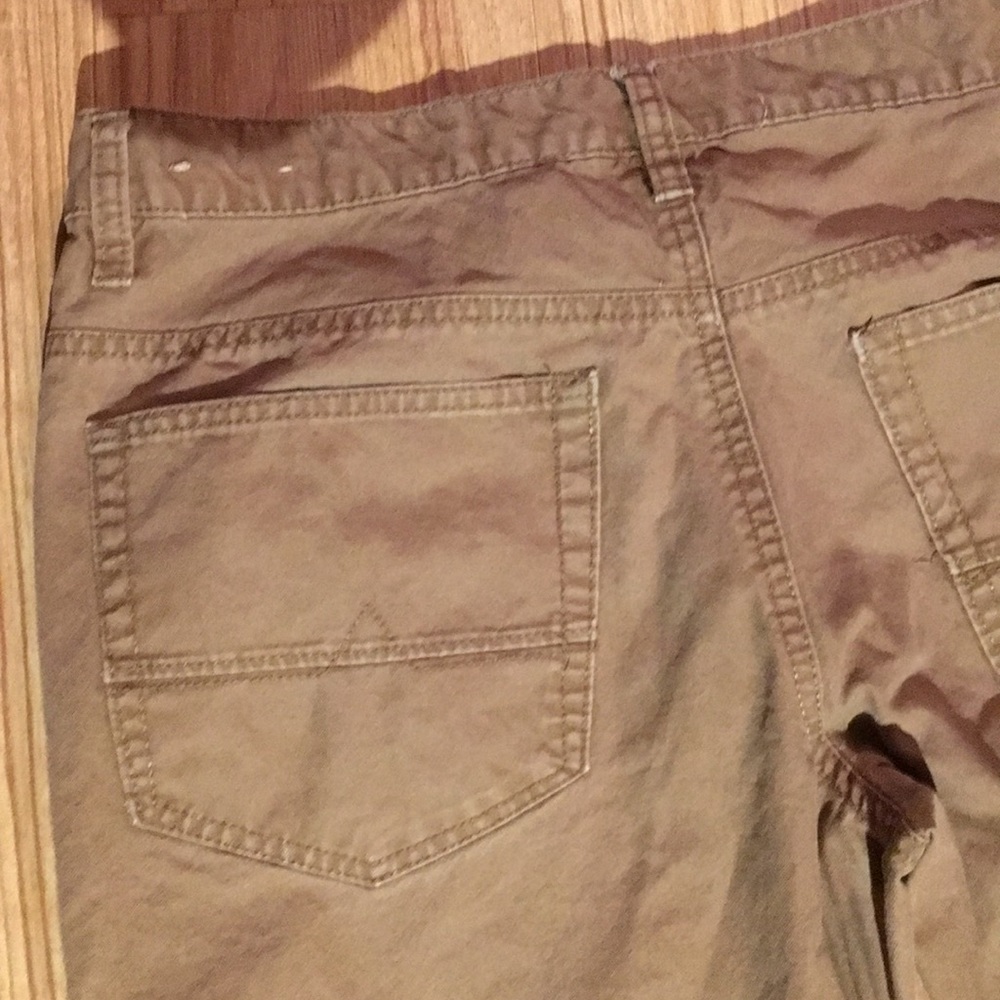 Men's khakis - Picture 4 of 6